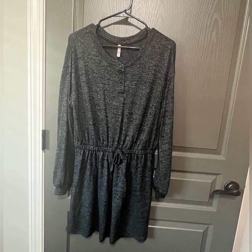 Girl’s Long Sleeve Dress
